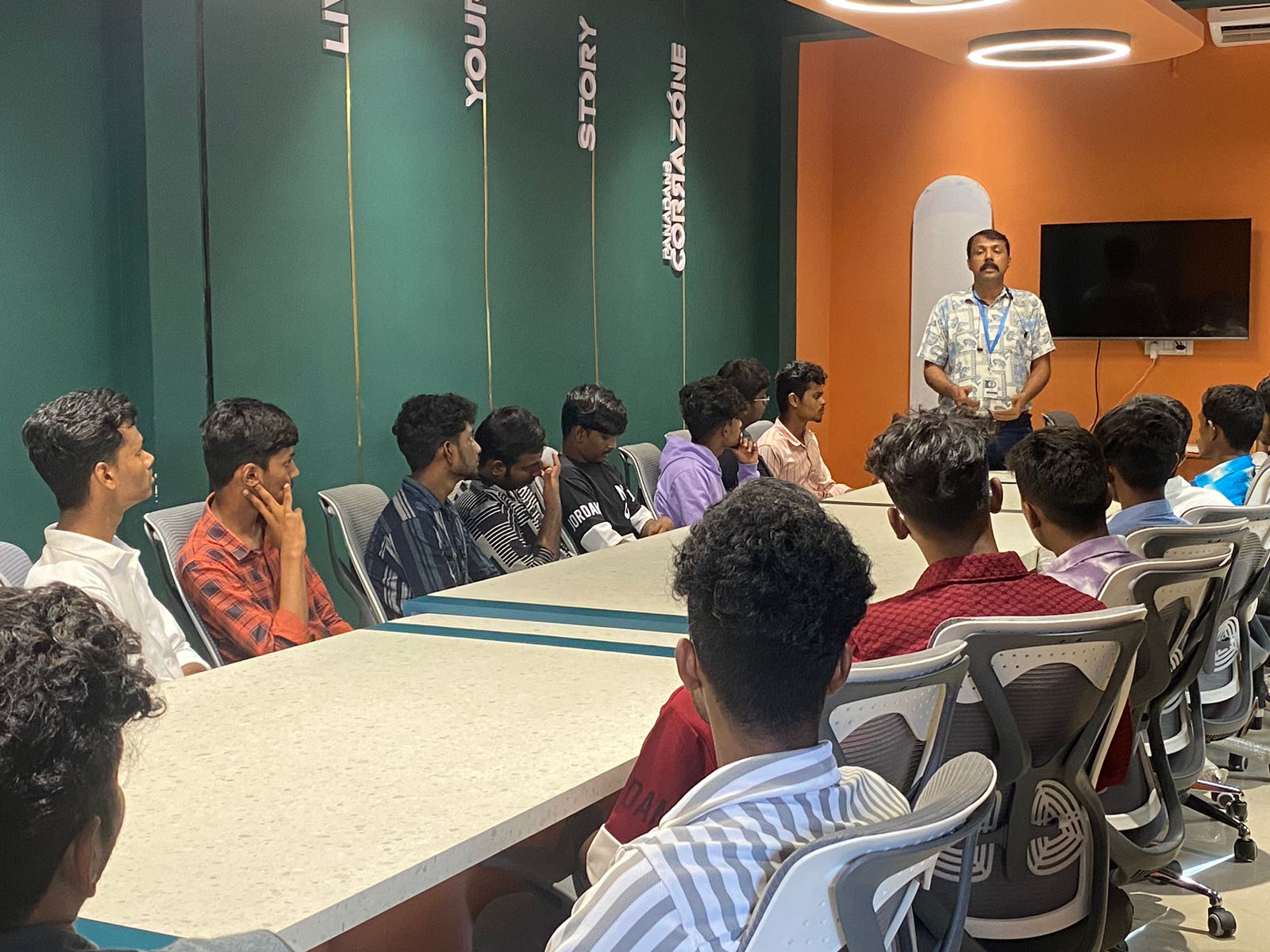 Internship/projects in delhi