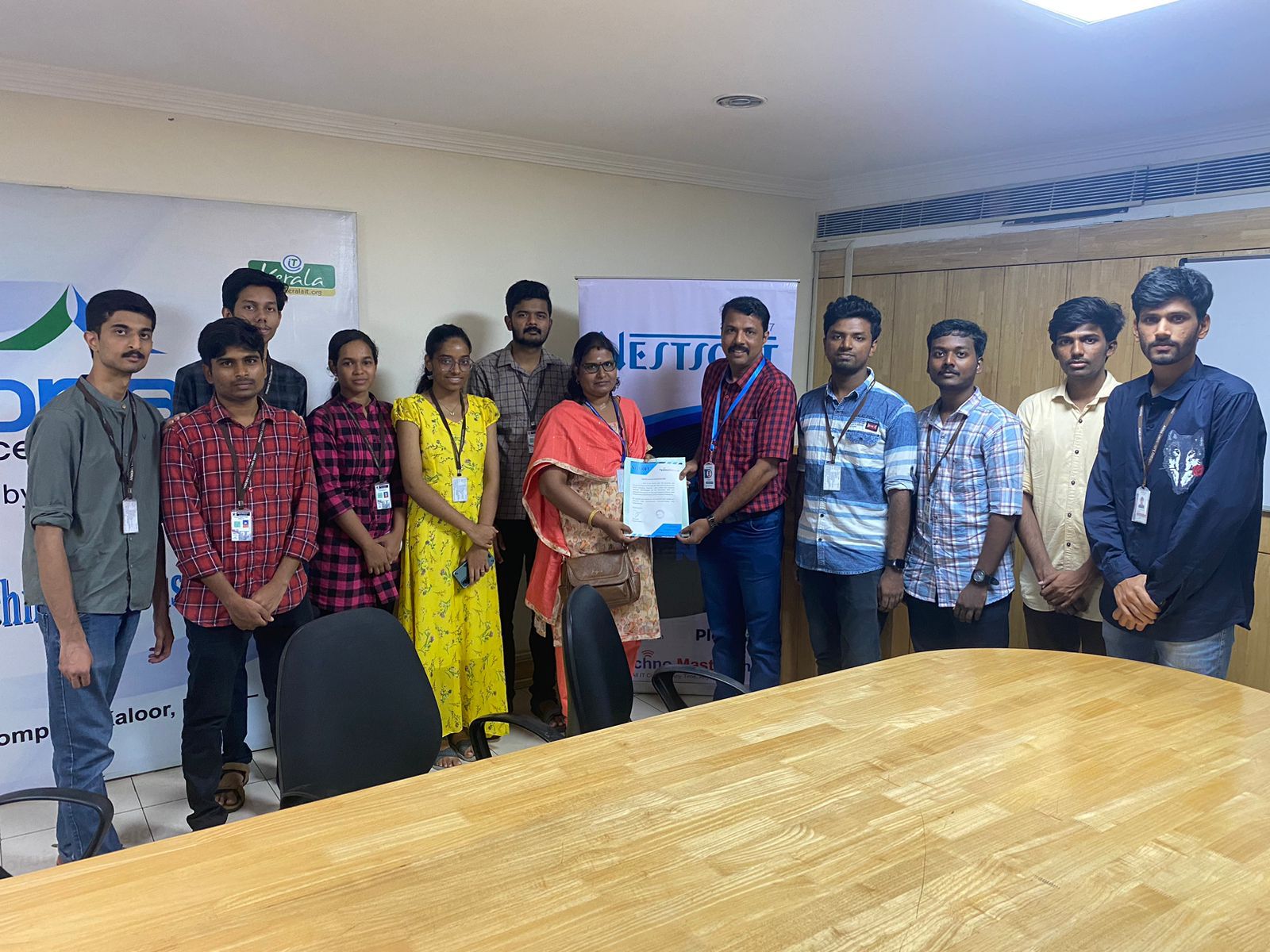 Internship/projects in noida